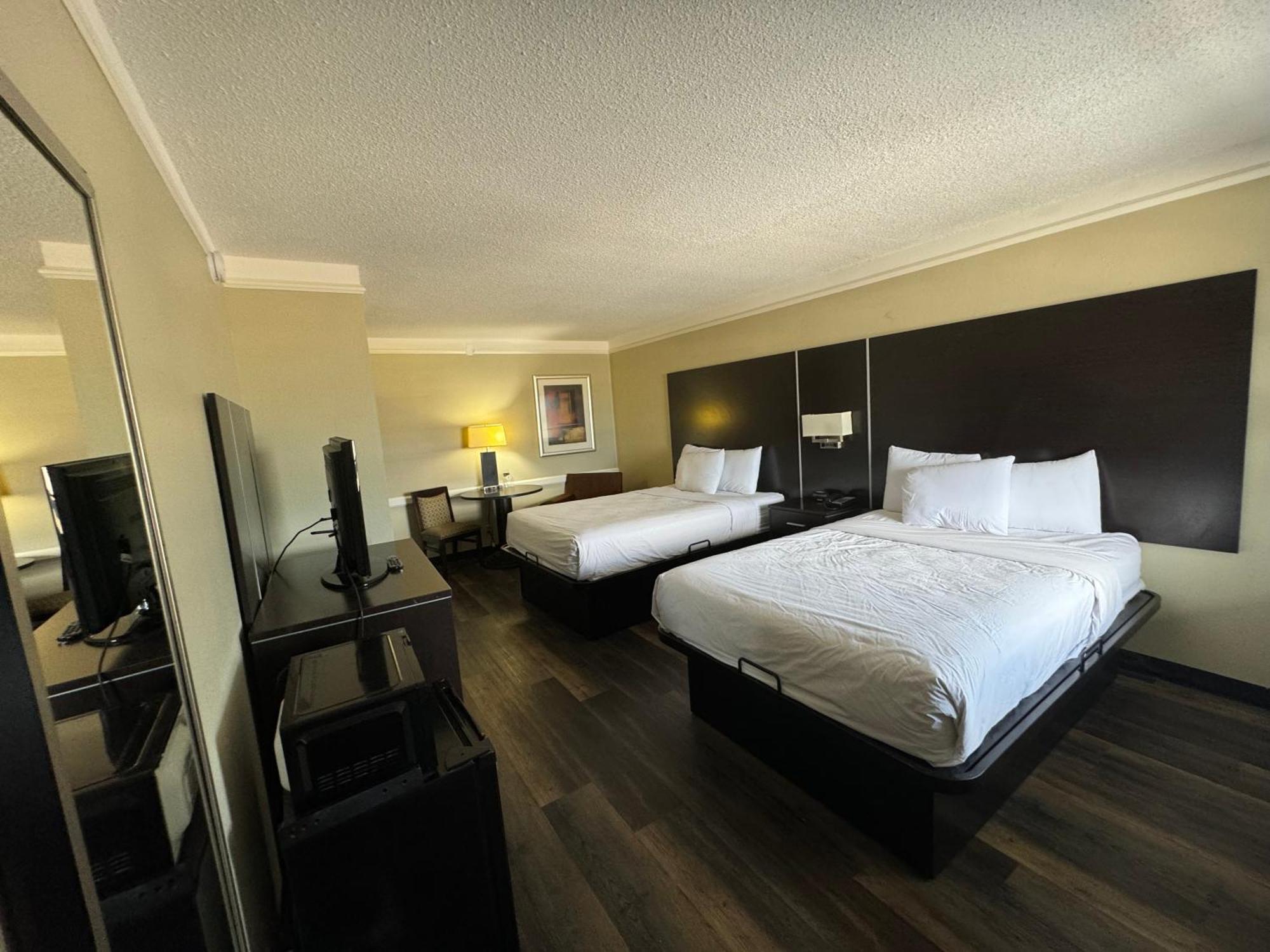 Travelodge By Wyndham Tuscaloosa Exteriör bild