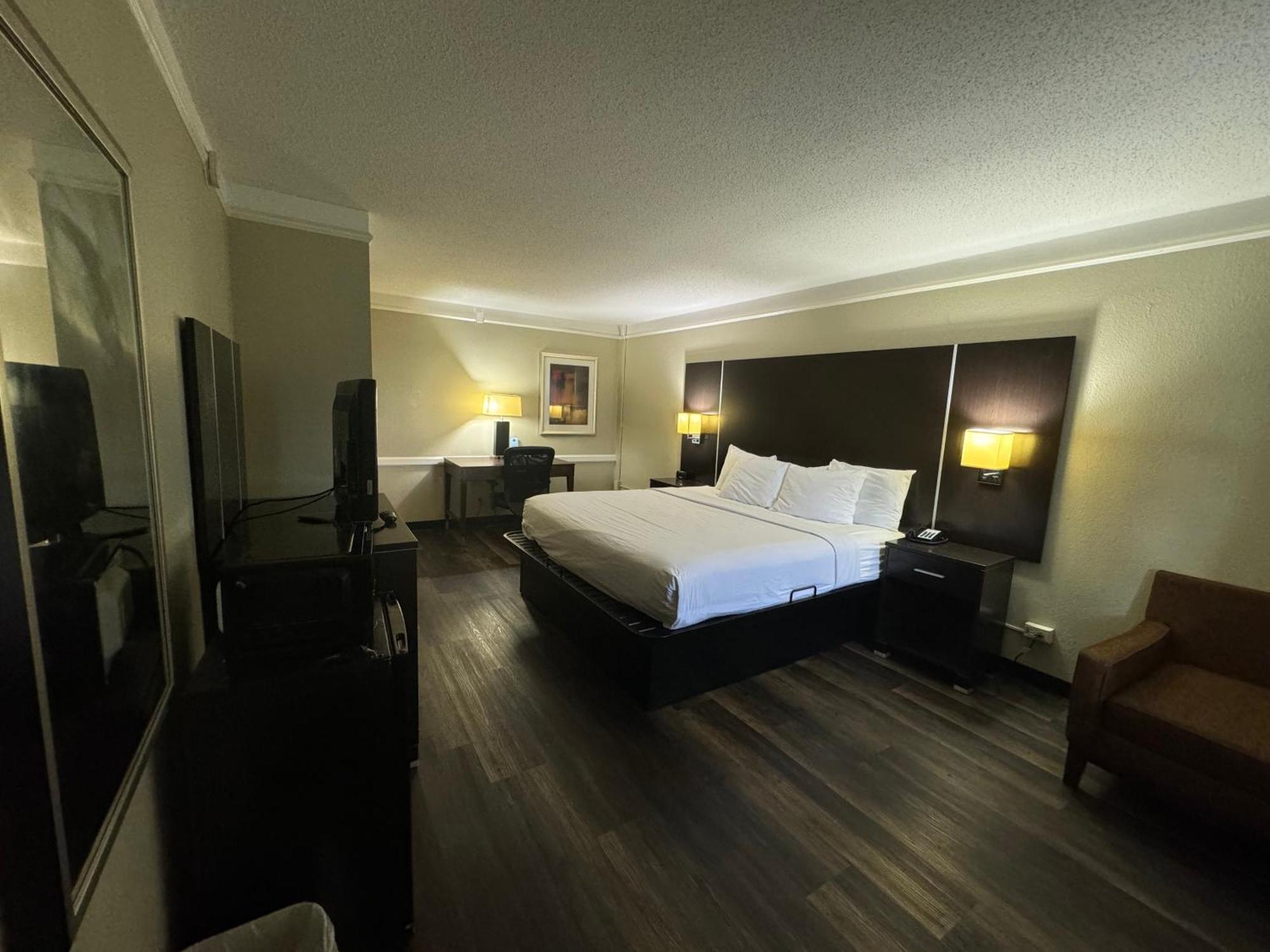 Travelodge By Wyndham Tuscaloosa Exteriör bild