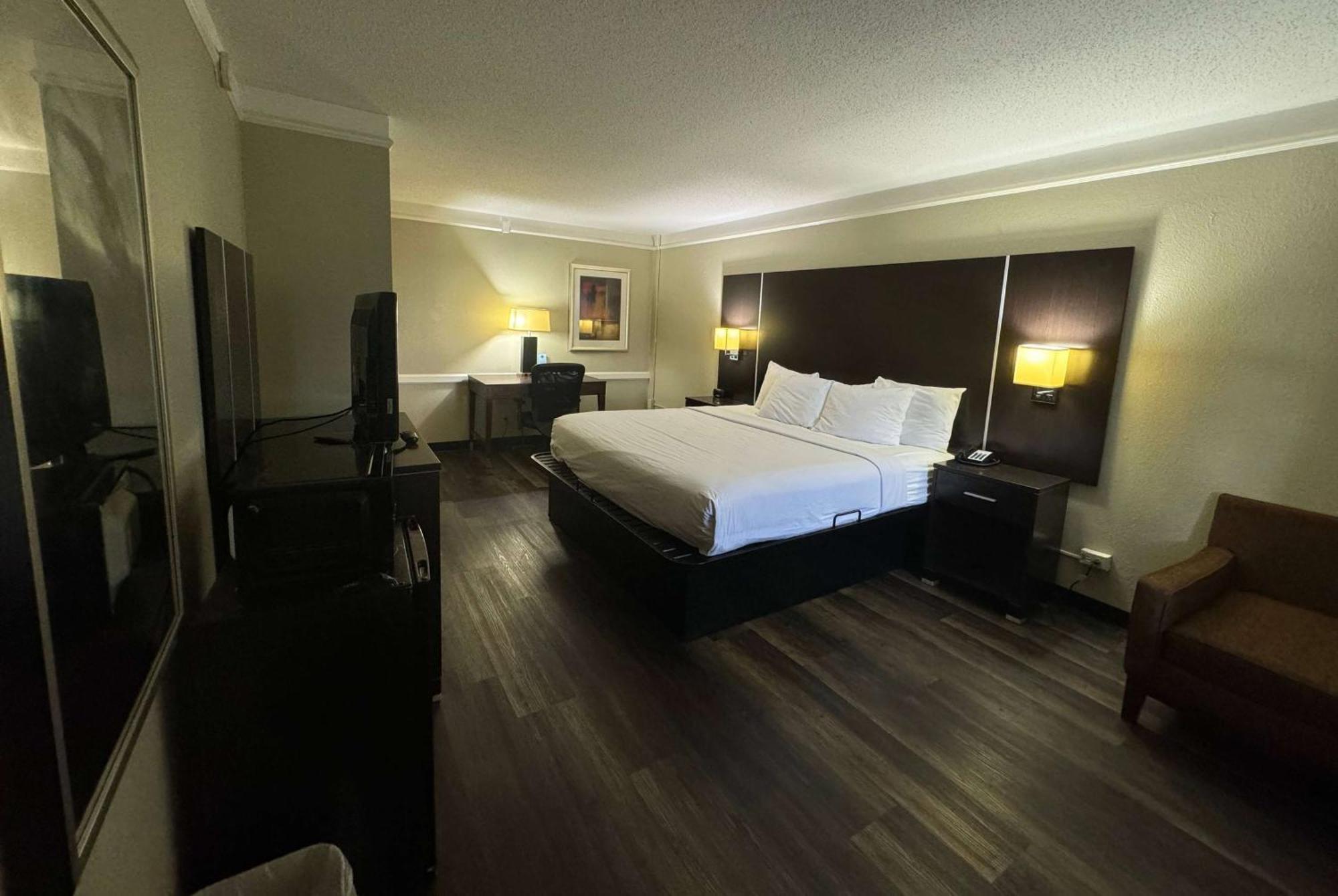 Travelodge By Wyndham Tuscaloosa Exteriör bild